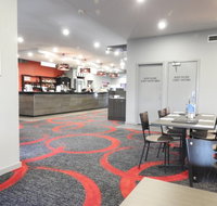 Drouin Family Hotel - St Kilda Accommodation