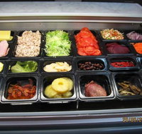 Drouin Gourmet Cafe - St Kilda Accommodation
