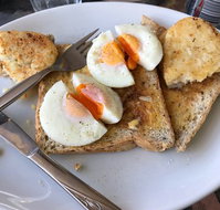 Maggie's Coffee Lounge - St Kilda Accommodation