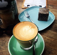 Mr T and Me - St Kilda Accommodation