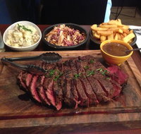 Hux Dining - St Kilda Accommodation