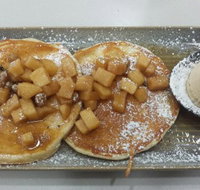 Theodores Cafe - St Kilda Accommodation