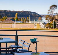 Lake View Grill  Club Dalmeny - St Kilda Accommodation