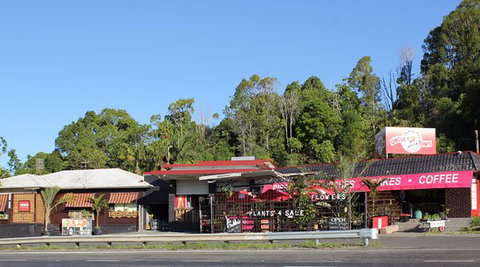 Uncle Toms Pies - St Kilda Accommodation 0
