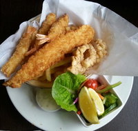 Commercial Hotel Bistro - St Kilda Accommodation