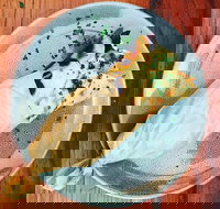 Yaman Mullumbimby - St Kilda Accommodation