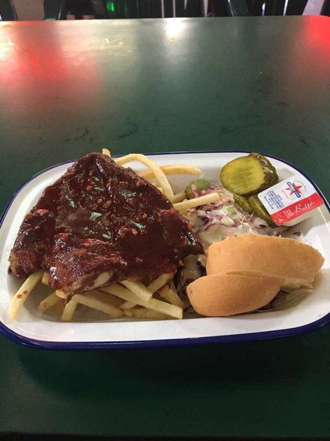 Cave Man BBQ - St Kilda Accommodation 0