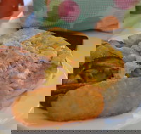 Incredible Edibles - St Kilda Accommodation