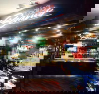 Una's Caf  Restaurant - St Kilda Accommodation