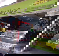 Robin's Nest Chicken Shop - St Kilda Accommodation