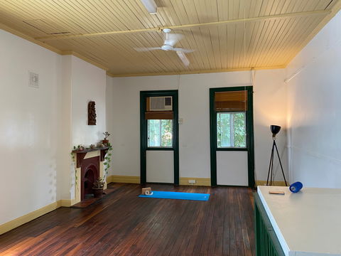The Clarence Kitchen Collective - St Kilda Accommodation 2