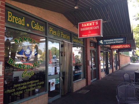 Club Lara Bistro - St Kilda Accommodation 0