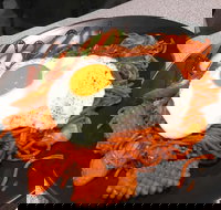 Mamak Botak - St Kilda Accommodation