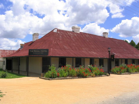 Grazing At Gundaroo - St Kilda Accommodation 0