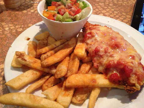 Queen's Steakhouse - St Kilda Accommodation 0