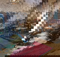 Smoked Garage - St Kilda Accommodation