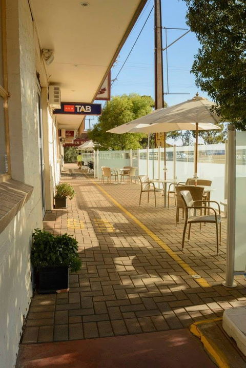 V Hotel - St Kilda Accommodation 0