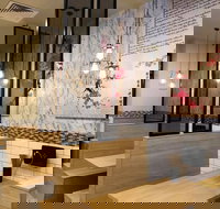 Akai Ushi - St Kilda Accommodation