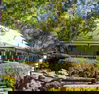 Valley Kitchen - St Kilda Accommodation