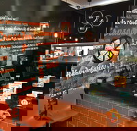 Pizza Capers - Chatswood - Springwood - St Kilda Accommodation