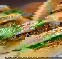 Breadtop - Indooroopilly - St Kilda Accommodation