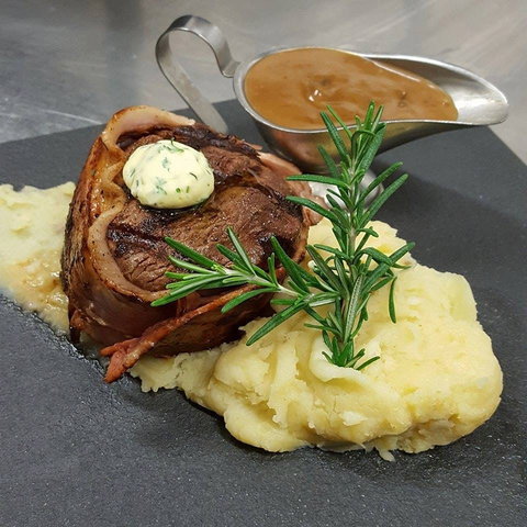 Hotel Settlers - St Kilda Accommodation 0