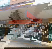 Jenny's Grills - St Kilda Accommodation