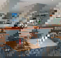 Sandyfoot Caf and Bar - St Kilda Accommodation