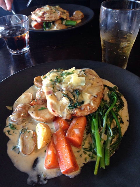 Cafe Capella's - St Kilda Accommodation 11