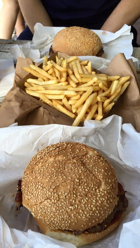 Getta Burger - St Kilda Accommodation 5