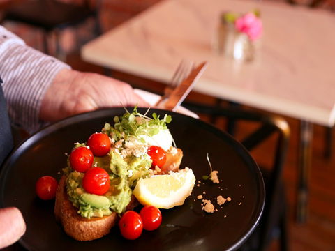 Salingers Cafe - St Kilda Accommodation 1
