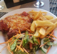 Morris Leigh Cafe - St Kilda Accommodation