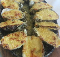 Ashmore Seafood and Steakhouse - St Kilda Accommodation