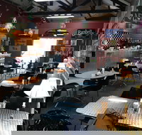 Mai's Kitchen Rules Cafe