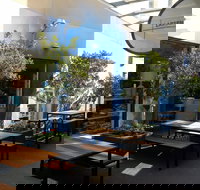 Larsen and Co. - St Kilda Accommodation