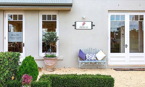 Sandy & Andy Eurocafe - St Kilda Accommodation 3