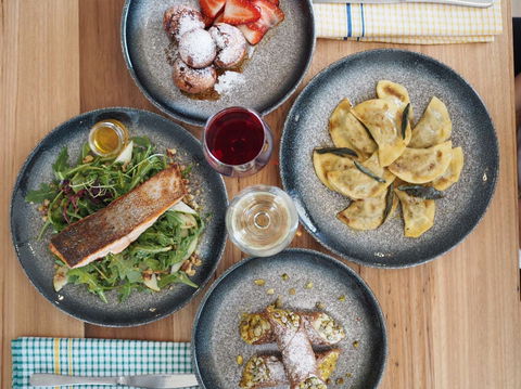 Montibello Pizze & Pasta Bar - St Kilda Accommodation 0