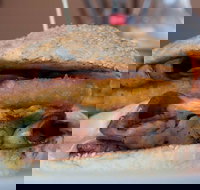 Trader Joe's Garage - Cafe - St Kilda Accommodation