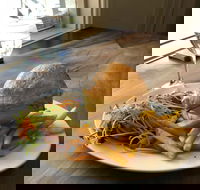 Bowning Hotel Dining - St Kilda Accommodation
