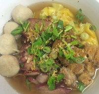 Bua Thong - St Kilda Accommodation