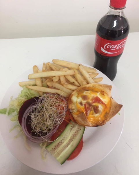 Mad Dog's Cafe - St Kilda Accommodation 0