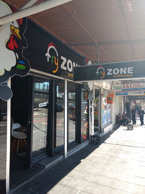 Fry Zone By Chicken Zone - St Kilda Accommodation 0