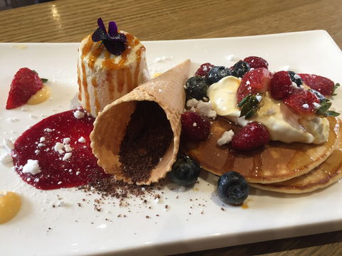Zouz Cafe - St Kilda Accommodation 0