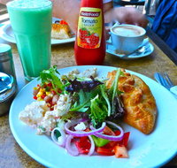 Omega 3 Seafood - St Kilda Accommodation