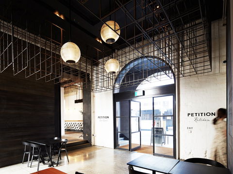 Petition Kitchen - St Kilda Accommodation 0