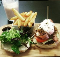 Forest Hill Coffee House - St Kilda Accommodation
