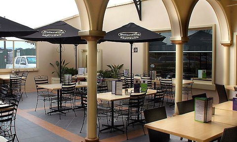 Cafe Borellas - St Kilda Accommodation 2