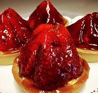 Essentially Fresh Deli  Catering - St Kilda Accommodation