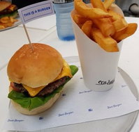 Ben's Burgers - St Kilda Accommodation