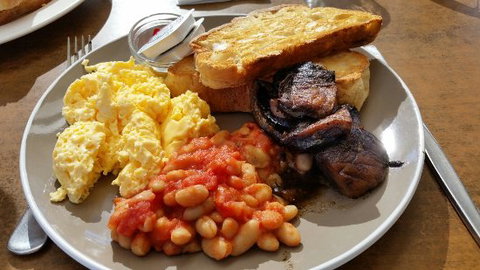 Cafe 65 - St Kilda Accommodation 9